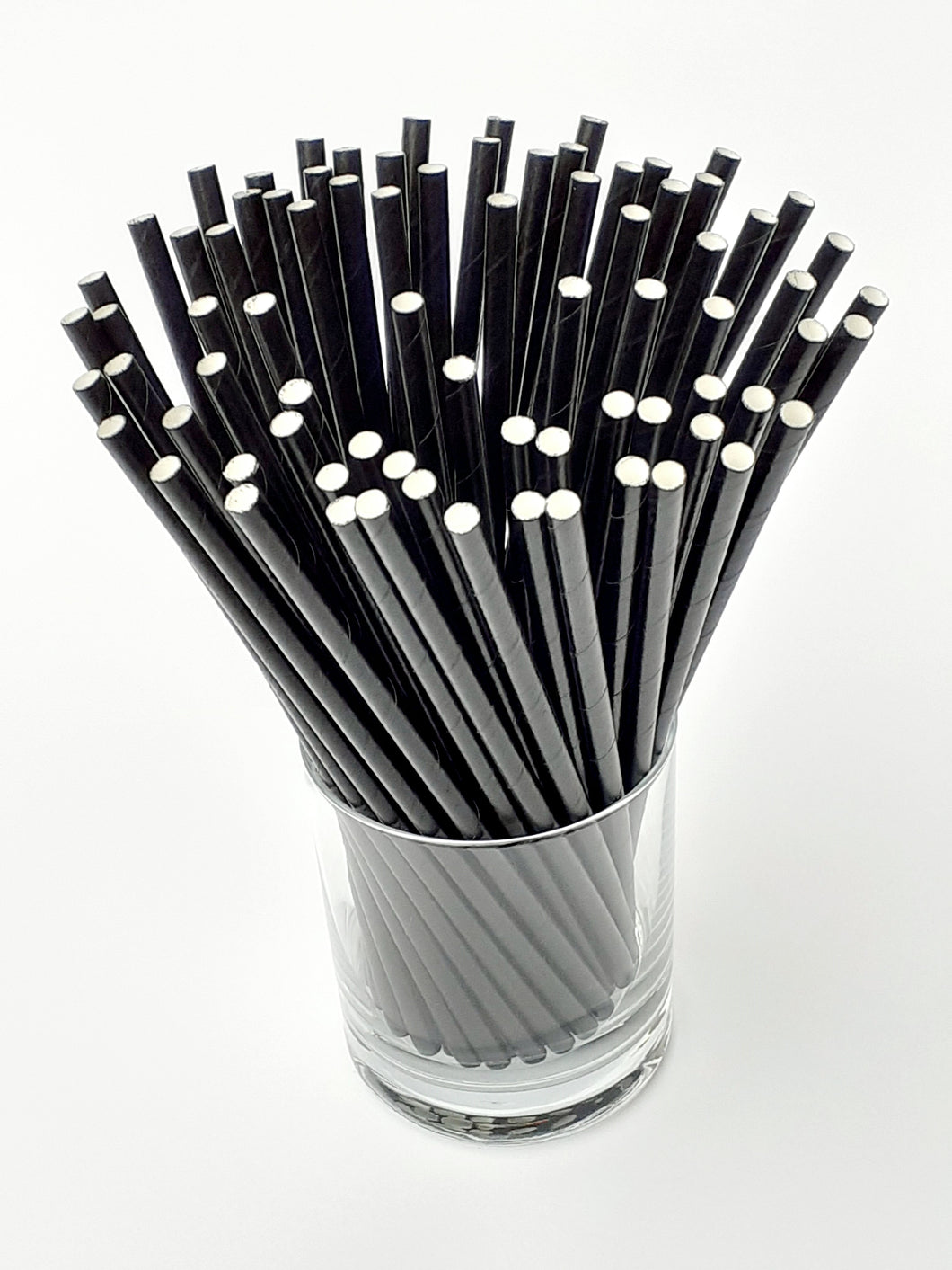Black paper straws made in UK. Our biodegradable eco friendly paper straws are recyclable with a low carbon footprint. Say no to plastic – our planet matters.